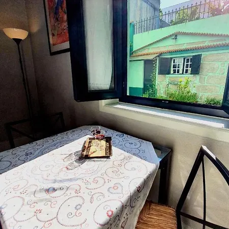 Residencia Lis Alojamento de Acomodação e Pequeno-almoço 2*